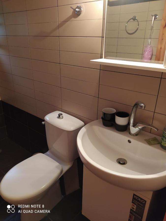 Ozena Countryside Apartment Vromonerion Екстер'єр фото