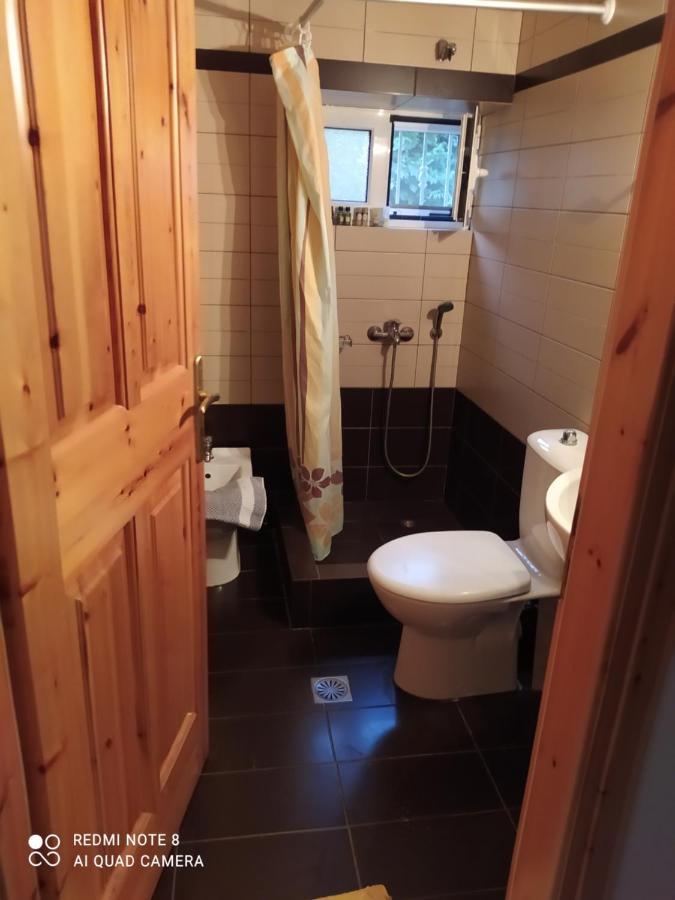 Ozena Countryside Apartment Vromonerion Екстер'єр фото